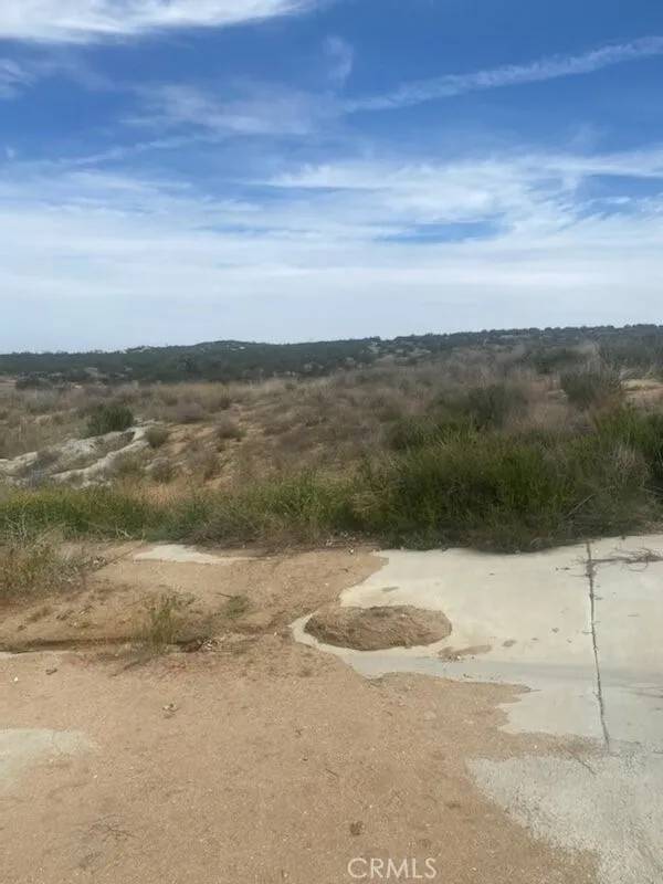 43780 Cardinal, Hemet, CA 92544