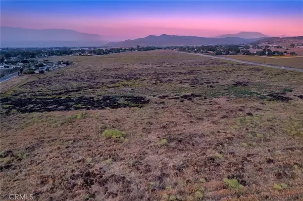 Nuevo, CA 92567,0 Gibson LLA-4