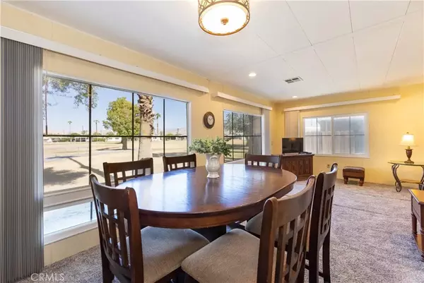 Thousand Palms, CA 92276,32667 Chiricahua