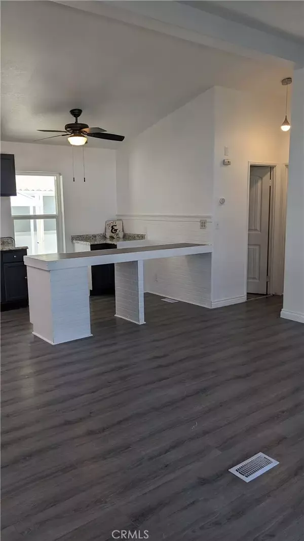 Desert Hot Springs, CA 92240,64550 Pierson #4