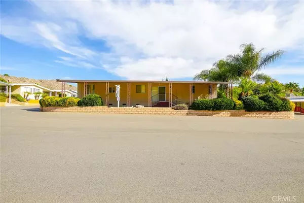 Hemet, CA 92545,32600 State Highway 74 #8