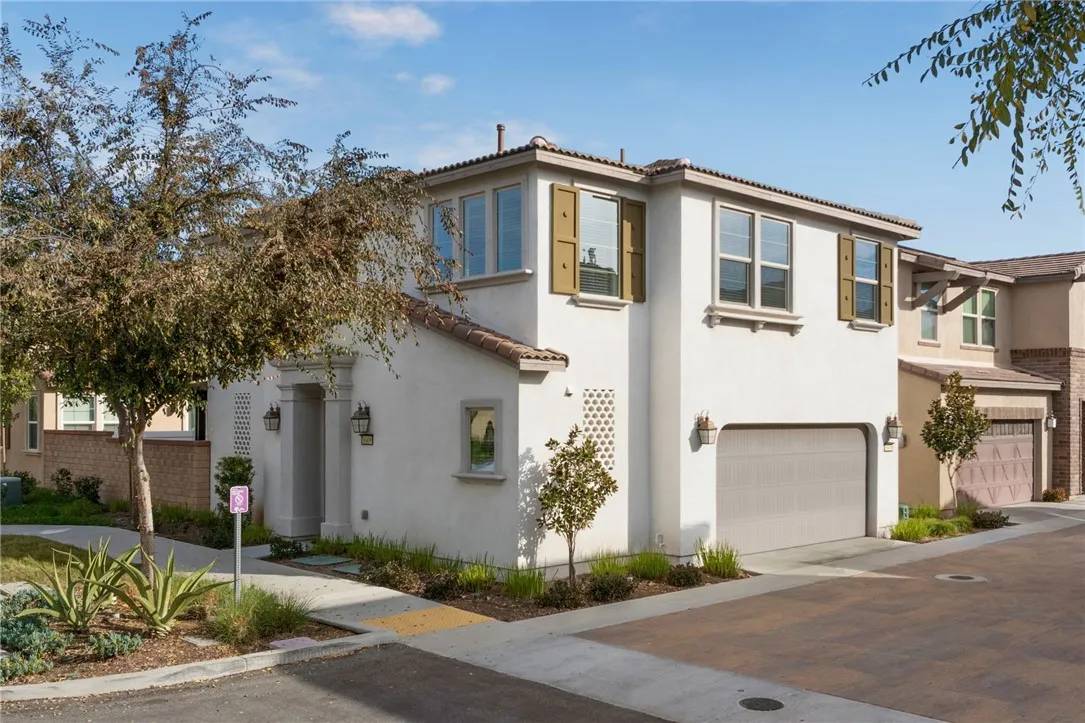 30406 Village Terrace Drive, Menifee, CA 92584