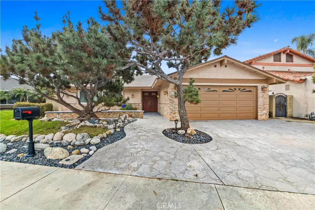 Fountain Valley, CA 92708,10408 Rainbow Circle