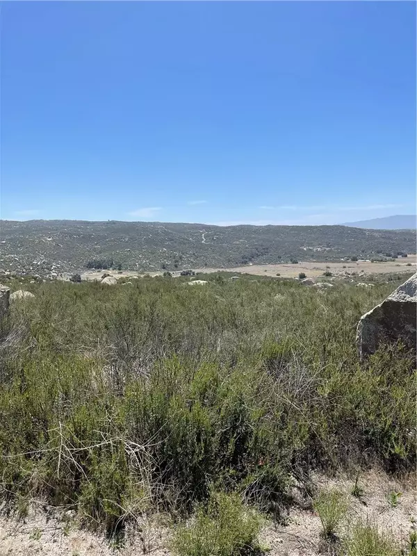 Hemet, CA 92544,35410 Willow Creek