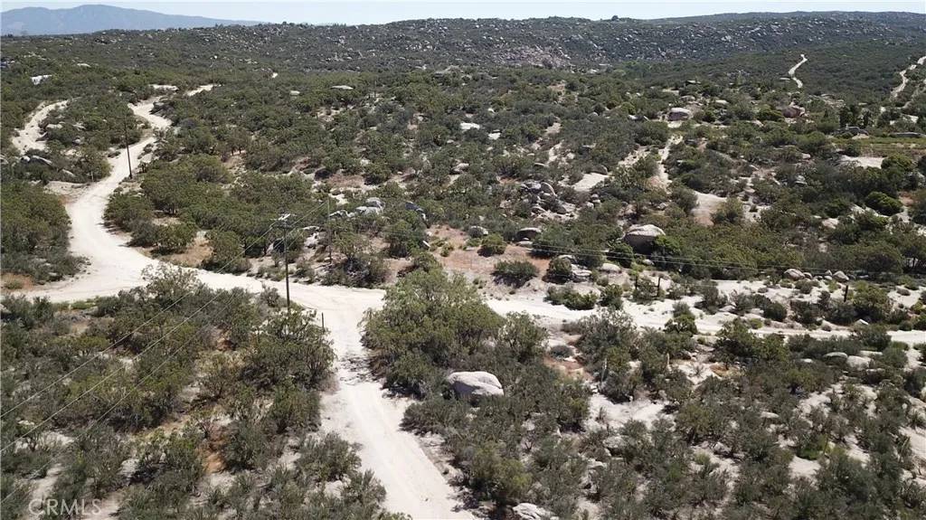 Aguanga, CA 92536,44755 Laura