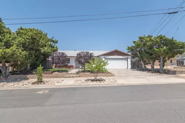 8525 Matterhorn Drive, Santee, CA 92071