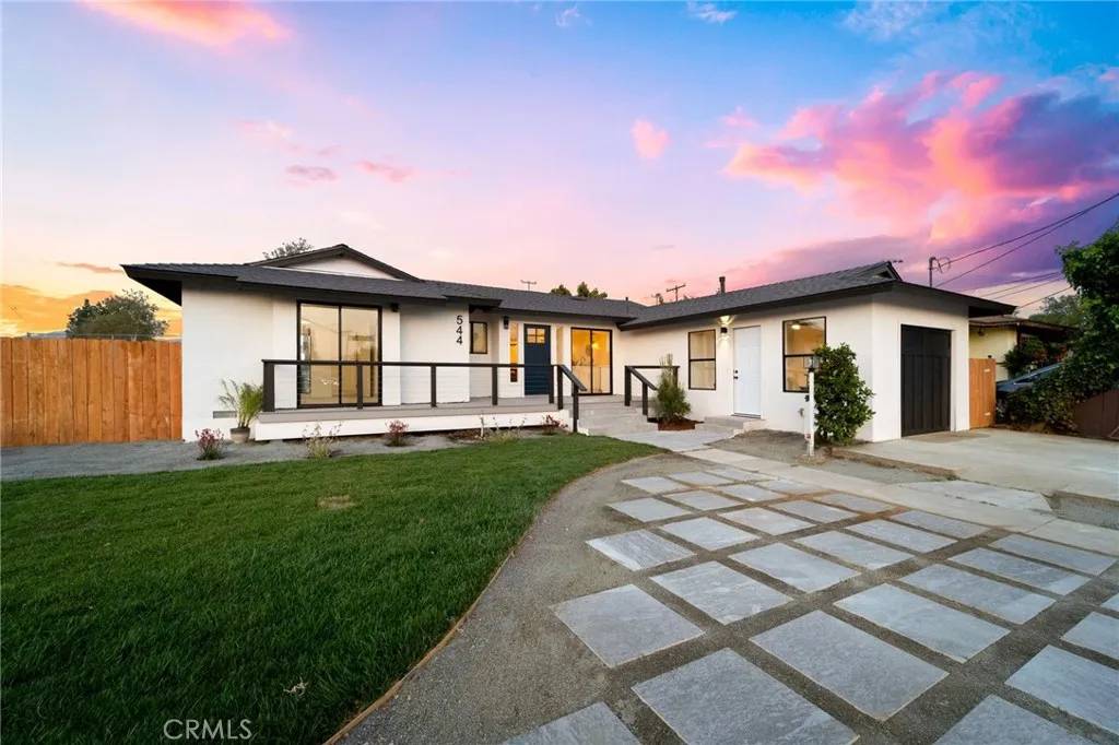 544 El Rancho Lane, Escondido, CA 92027