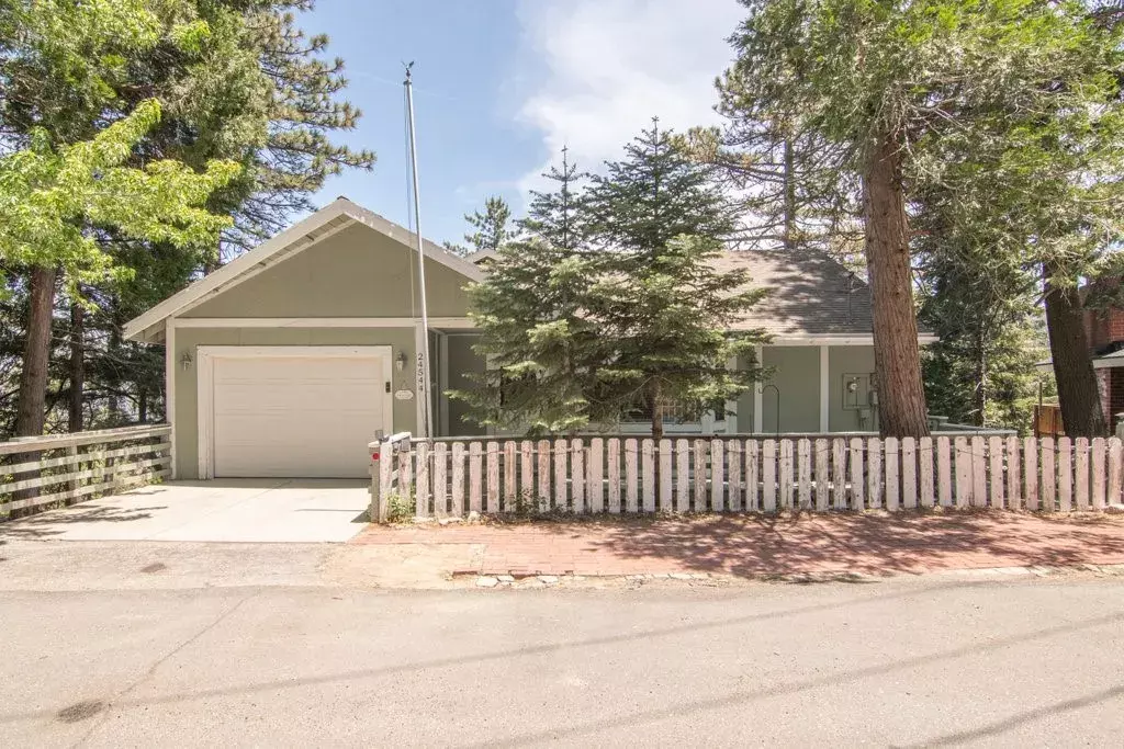 Crestline, CA 92325,24544 Altdorf Drive