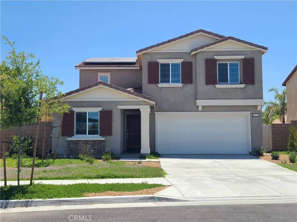 1274 Universal Way, Hemet, CA 92543