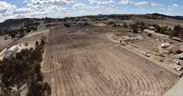 Menifee, CA 92584,0 Loretta