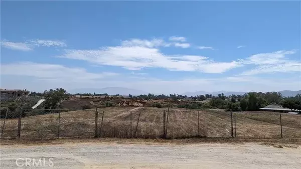 Murrieta, CA 92562,7 Juniper