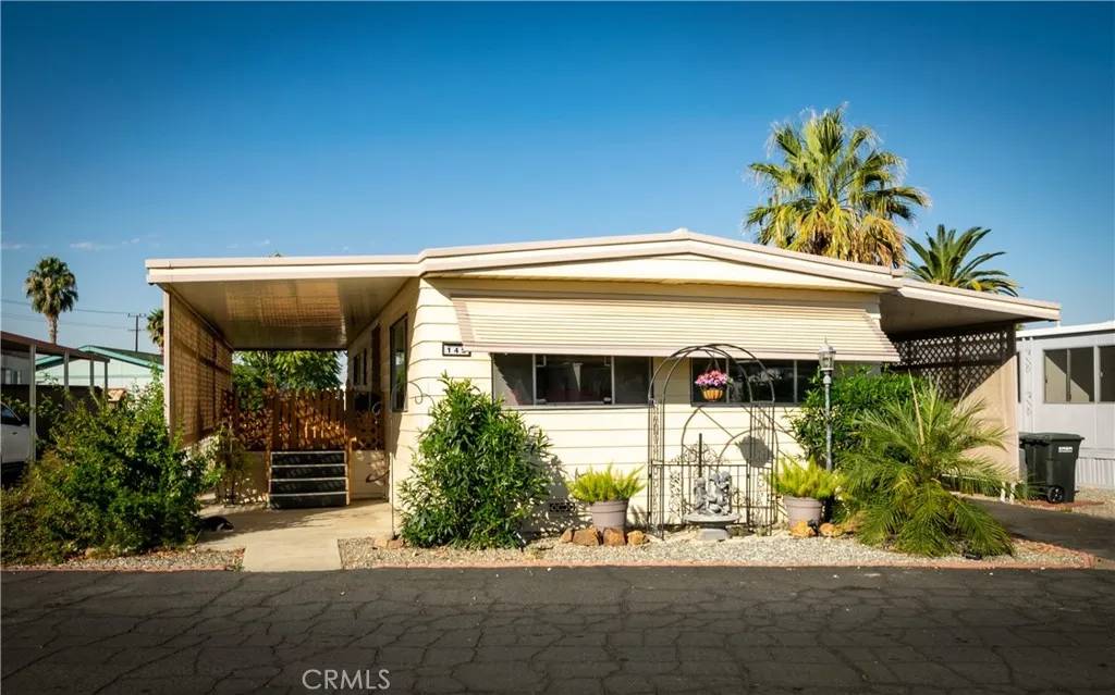 332 N Lyon #145, Hemet, CA 92543