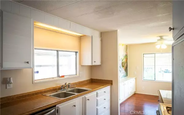 Hemet, CA 92543,332 N Lyon #145