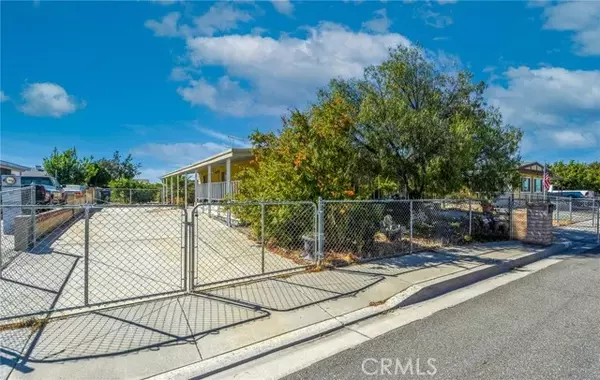 282 N La Paloma Avenue, San Jacinto, CA 92582