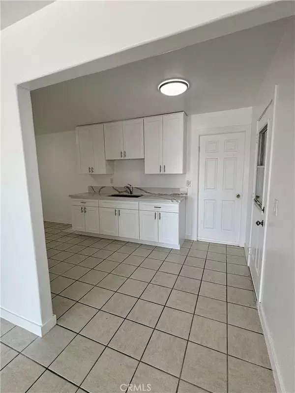 Duarte, CA 91010,2067 Goodall Avenue