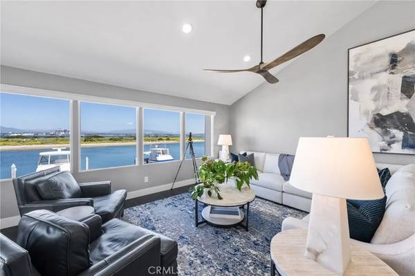 6 Kingston Court East, Coronado, CA 92118