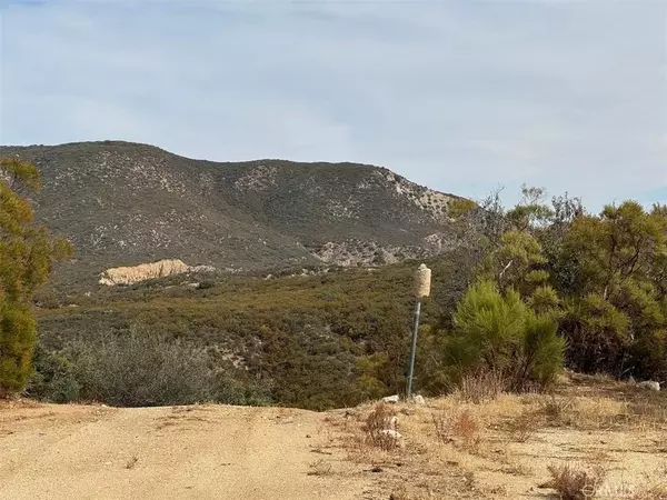 Anza, CA 92539,0 Table Mountain Truck