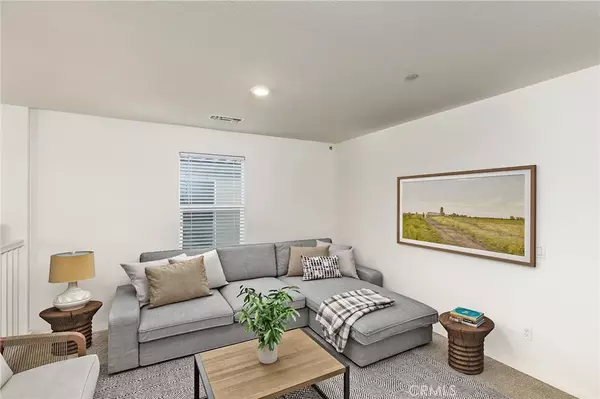 Murrieta, CA 92563,30486 De Caron Street