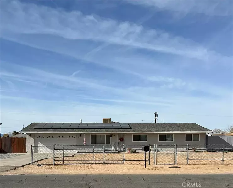 12730 Kewanna Road, Apple Valley, CA 92308