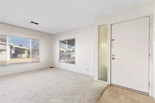 Hemet, CA 92543,1525 W Oakland #62