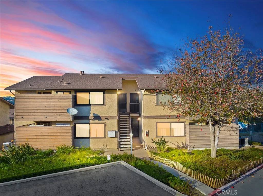 5111 Fontaine Street #111, San Diego, CA 92120