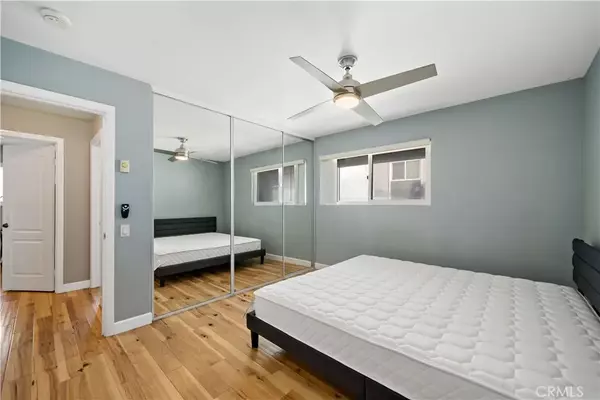 San Diego, CA 92115,6333 College Grove Way #11202