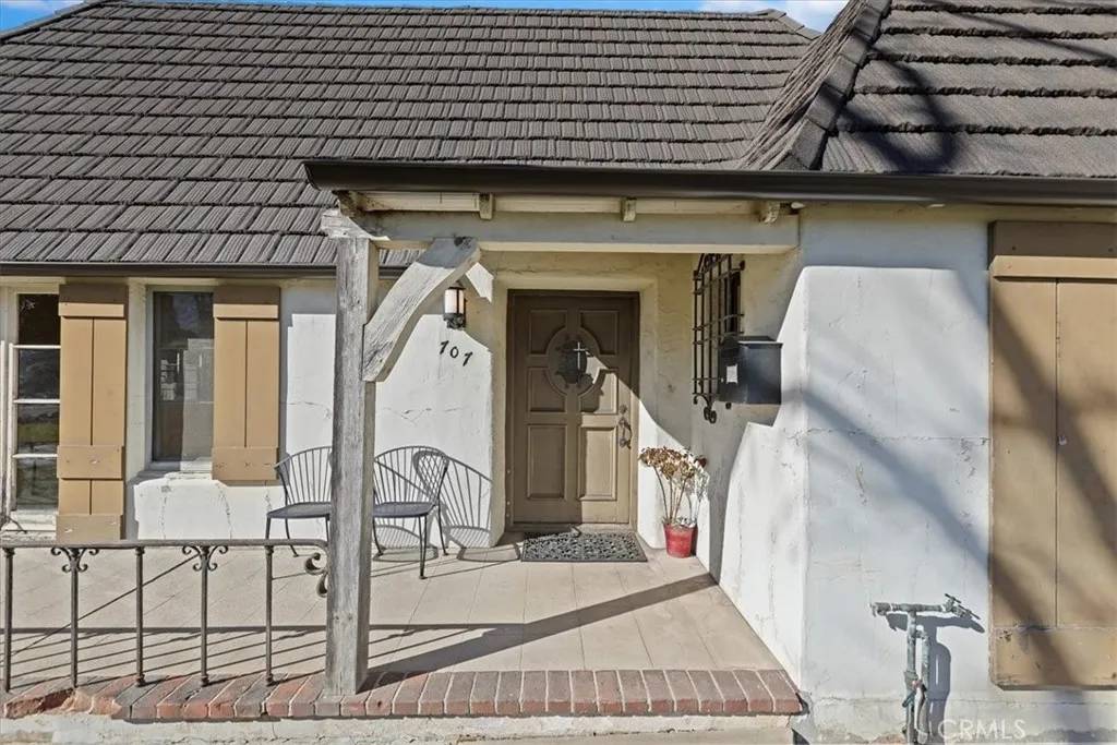 Pasadena, CA 91106,707 S Oakland Avenue