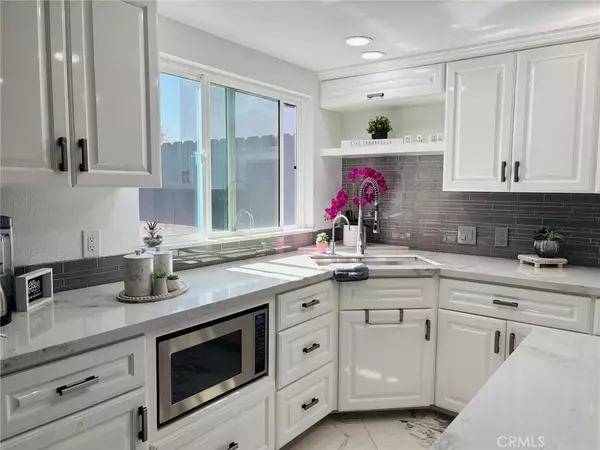 San Ysidro, CA 92173,3913 Via Del Bardo