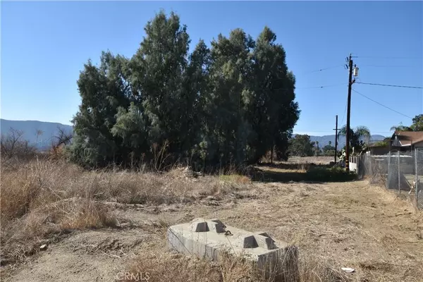Lake Elsinore, CA 92530,0 Herbert