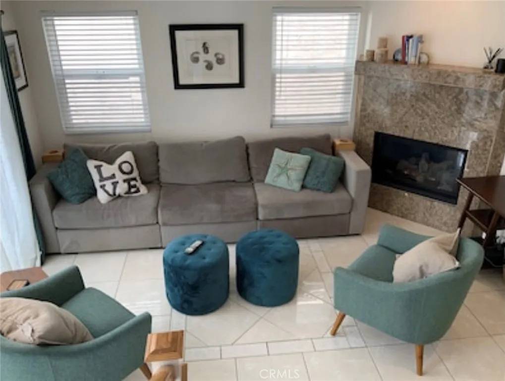 Hermosa Beach, CA 90254,85 15th Street