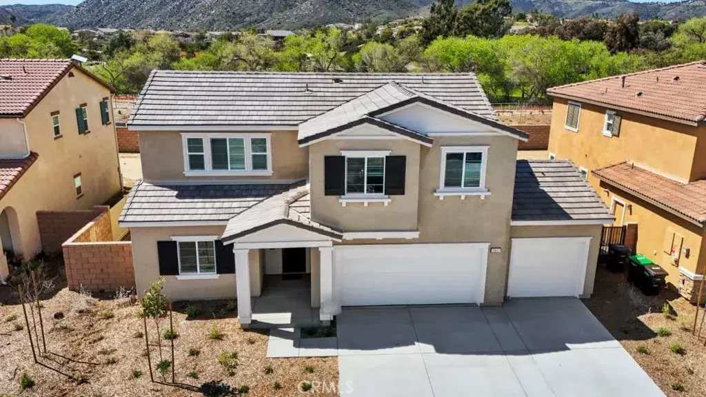 23527 Western Goldenrod Street, Wildomar, CA 92595