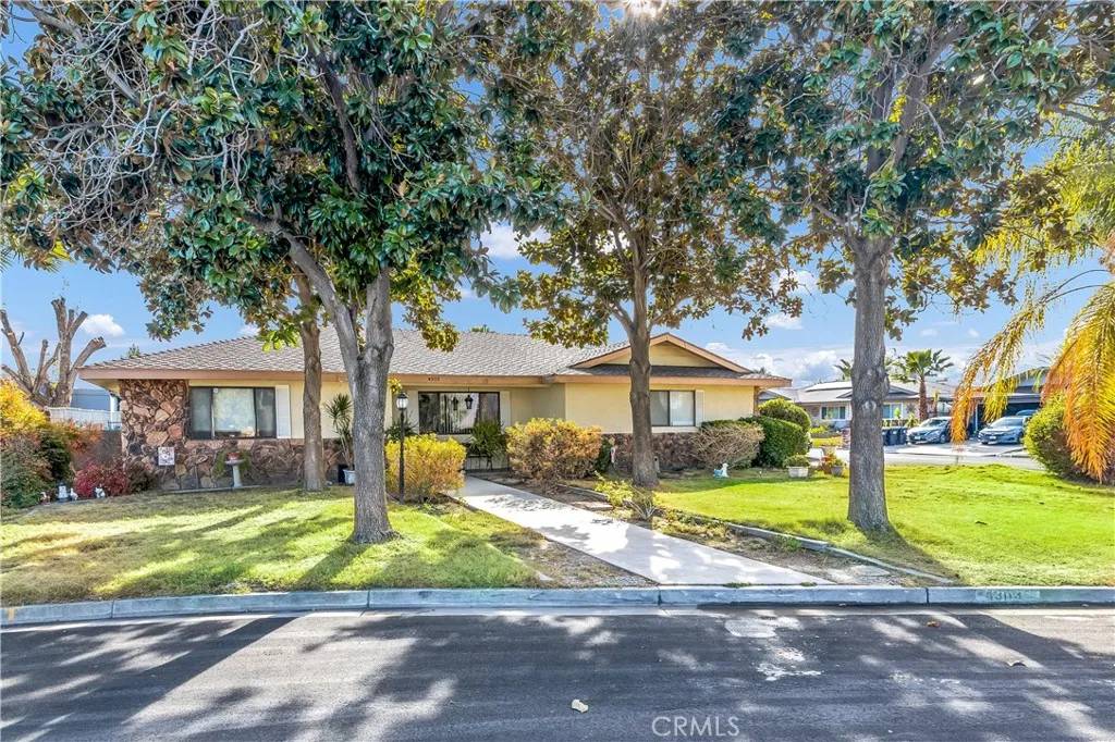 Hemet, CA 92544,43113 Sampson Court