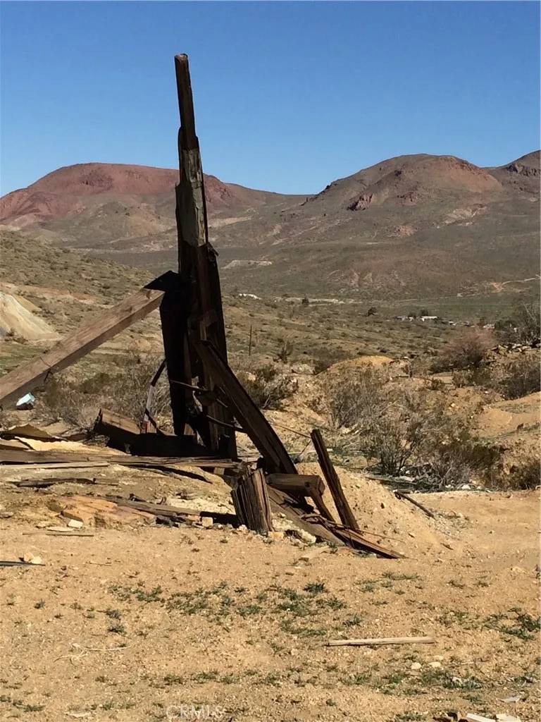 Randsburg, CA 91335,1 Butte