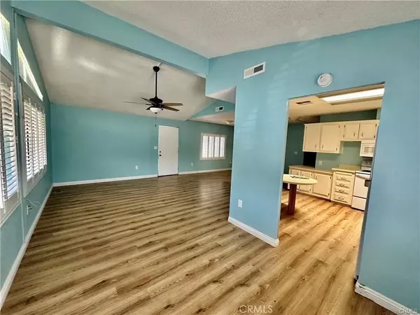 San Jacinto, CA 92583,2230 Lake Park #223