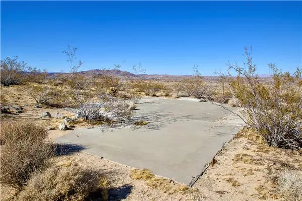 1040 Sullivan, Joshua Tree, CA 92252