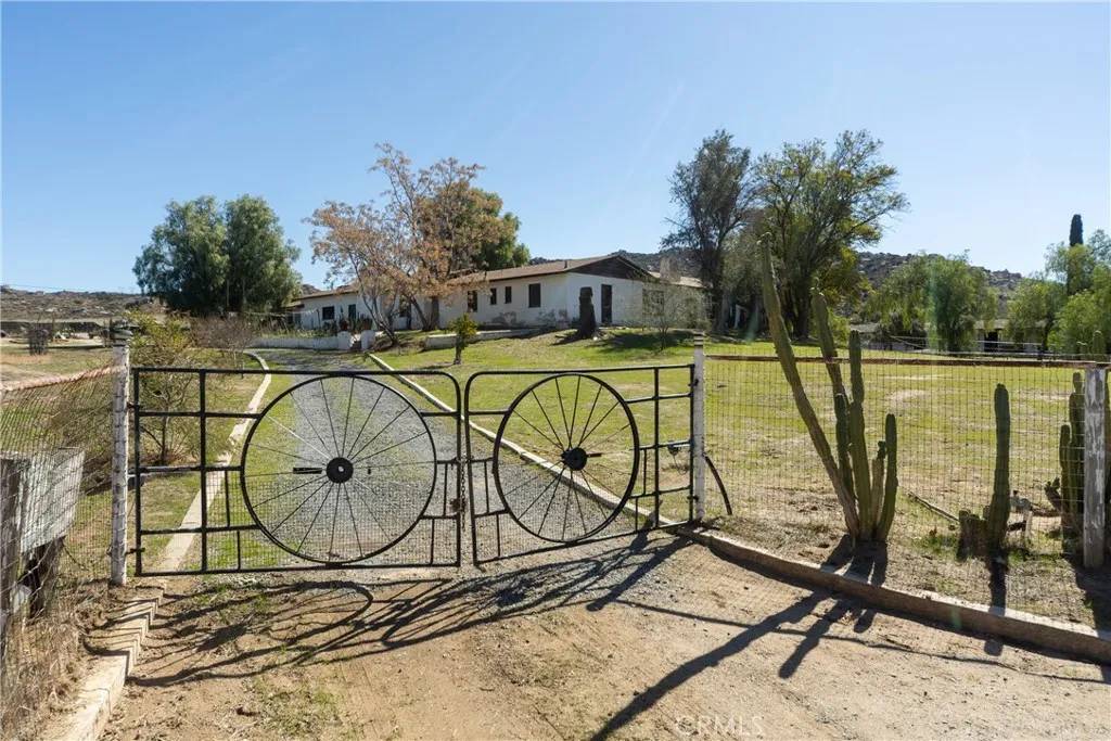 22236 Rosary Avenue, Nuevo, CA 92567