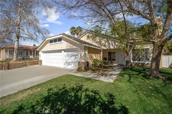 Lake Elsinore, CA 92530,19390 Okeechobee Lane