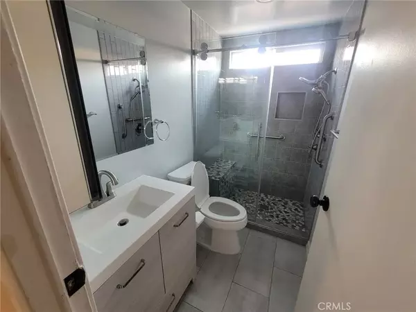 Corona, CA 92883,21650 Temescal Canyon #59