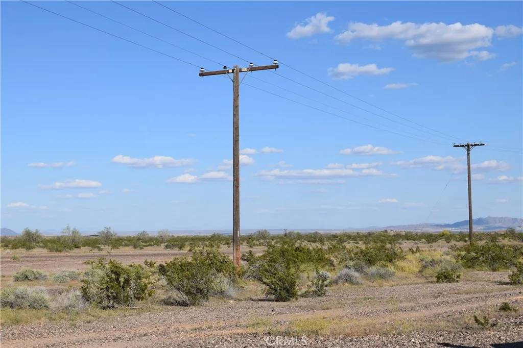 Vidal, CA 92880,0 Hwy 95