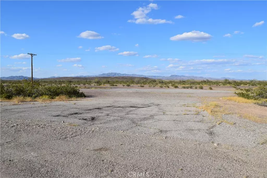 Vidal, CA 92880,0 Hwy 95