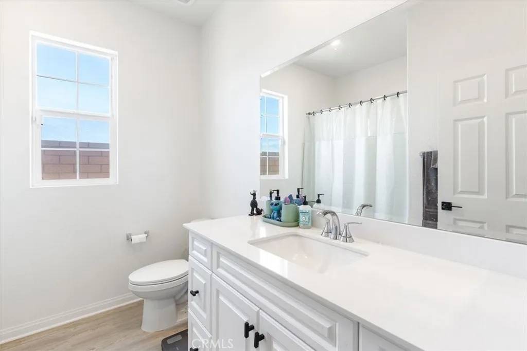Winchester, CA 92596,30981 Alister Lane
