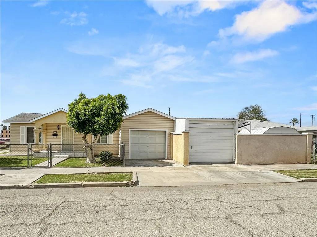 201 3rd Street North, Blythe, CA 92225