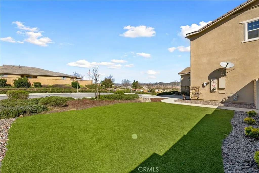 Menifee, CA 92584,30688 Lone Pine Drive