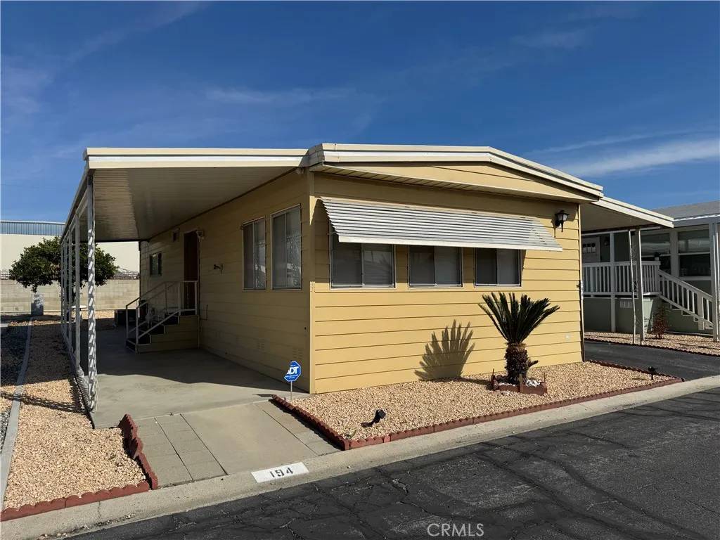 2205 W Acacia #194, Hemet, CA 92545