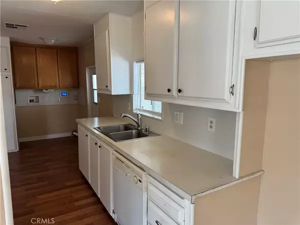 Hemet, CA 92545,2205 W Acacia #194