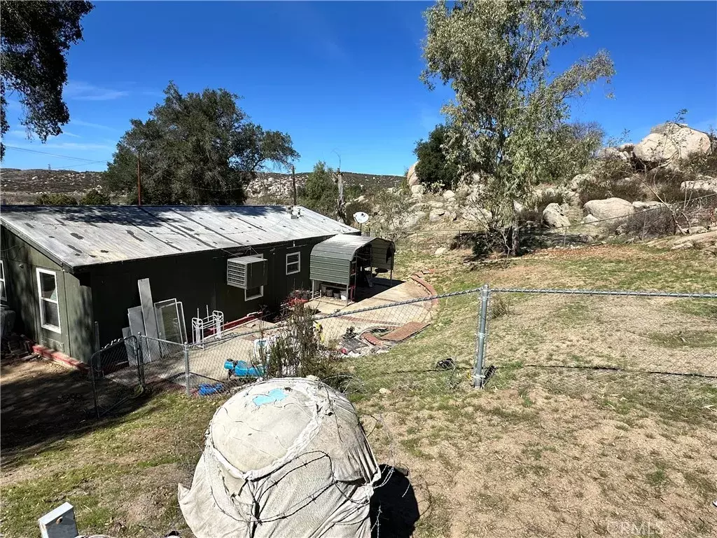 Hemet, CA 92544,42580 E Benton Road