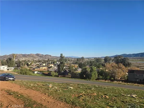 Lake Elsinore, CA 92530,0 Mill St