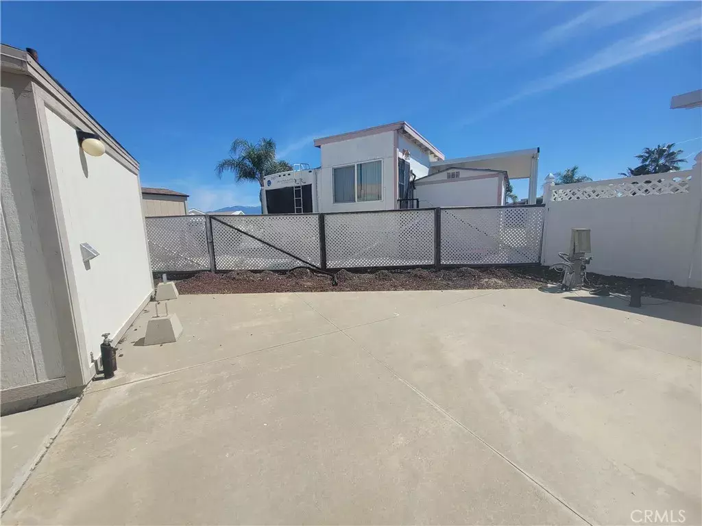 Hemet, CA 92545,1295 S Cawston
