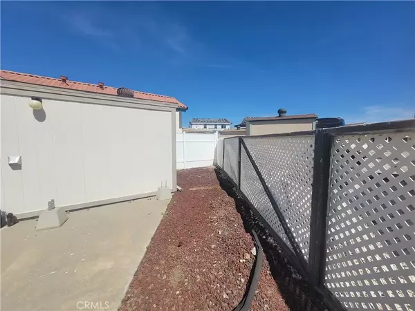 Hemet, CA 92545,1295 S Cawston