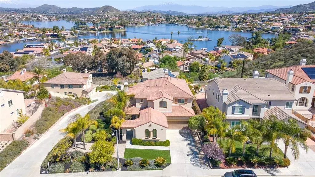 17 Via Del Macci Court, Lake Elsinore, CA 92532